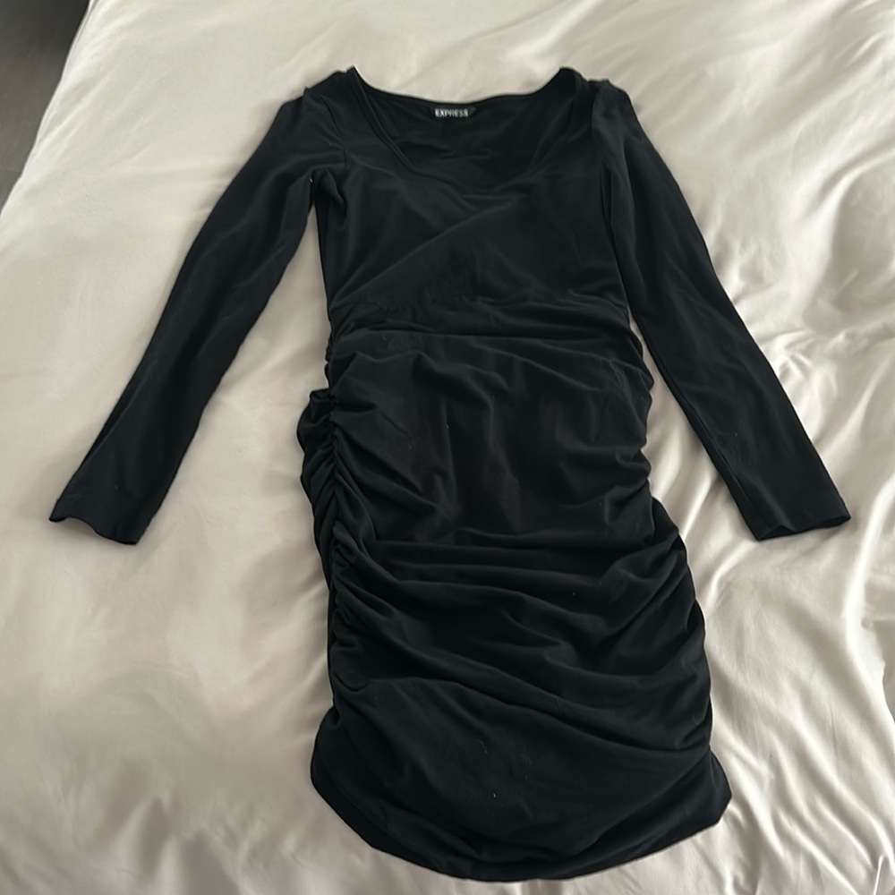 Express black ruched long sleeve midi dress